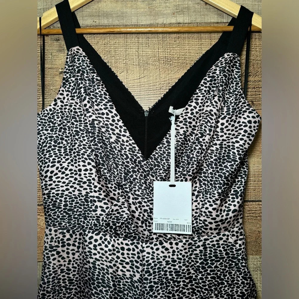 Anthropologie Harlyn Wide Leg Pink & Black Animal Print Jumpsuit *No Size Tag* - Picture 4 of 8